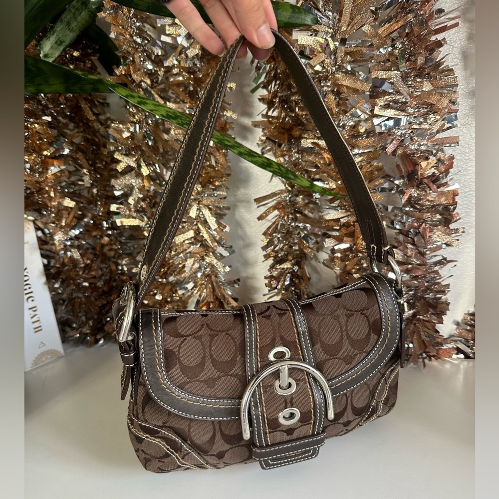 Coach shoulder bag 10290 in excellent condition